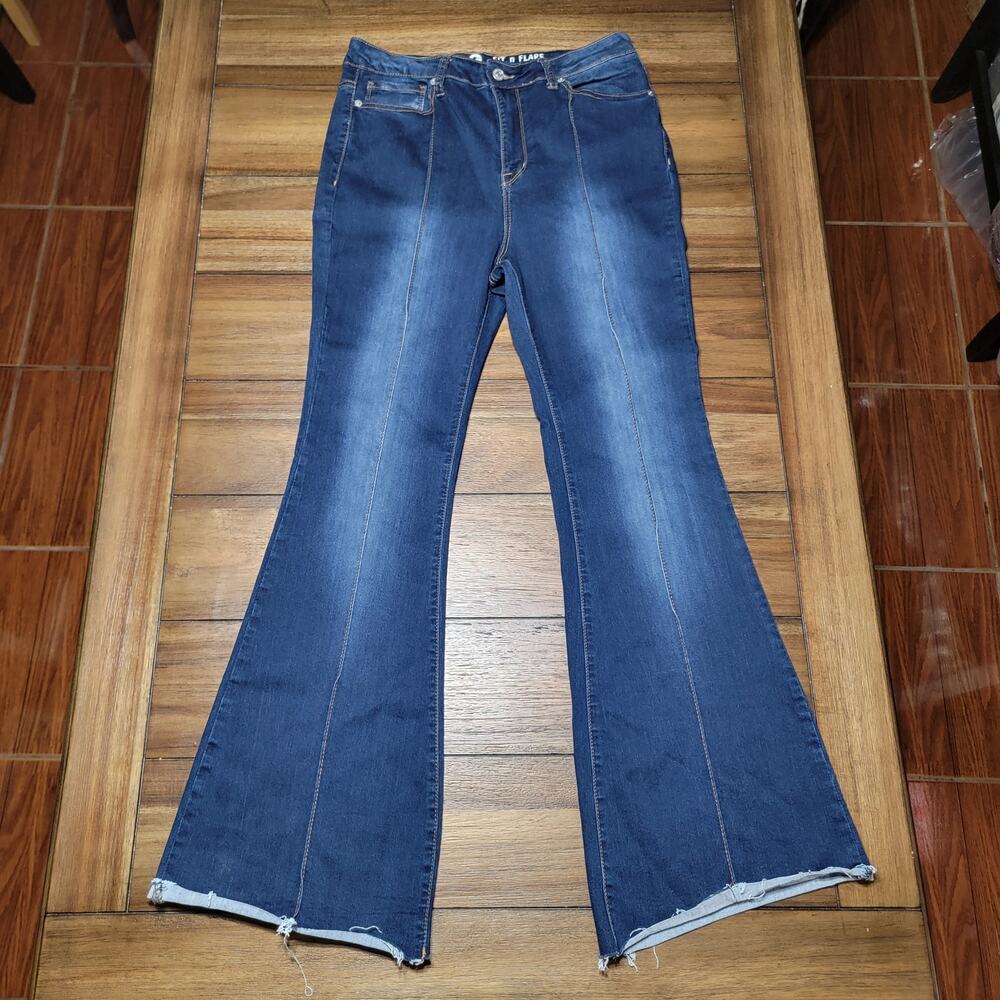 S.O.N.G. Fit n Flare Dark Blue Denim Jeans - Size 13/31